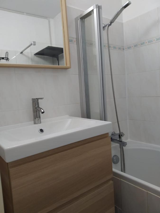 Appartement agréable à deux pas du plan d'eau Embrun Exterior foto
